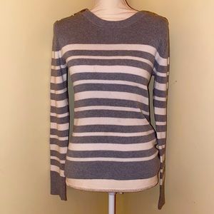 Vero Moda size Medium Grey and White Striped Long Sleeve Sweater